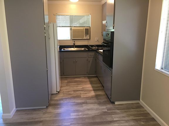 2nd image of 4274 Wilkie Way #L