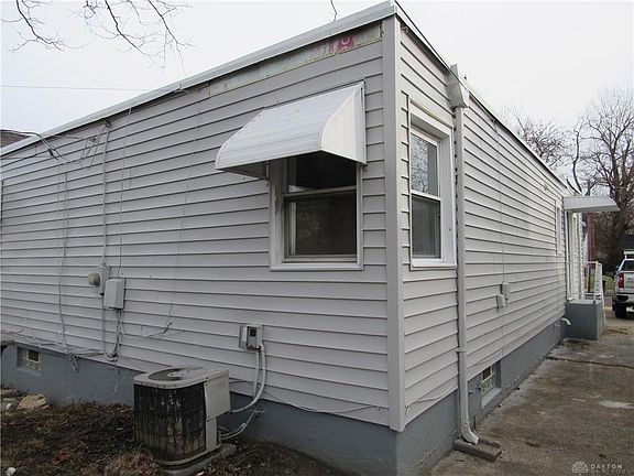 5th image of 1531 Canfield Ave