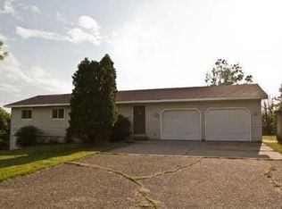 26020 Rum River Dr NW, Isanti, MN 55040