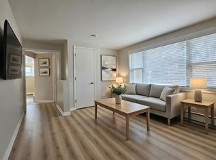 501 E 87th St #GS, Chicago, IL 60619