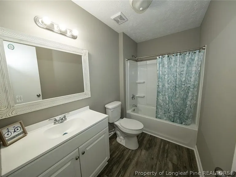 6801 Kingsgate Dr — Photo 10