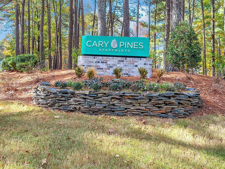 Cary Pines Apartments — Photo 36