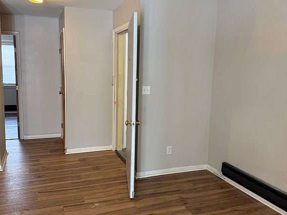 4th image of 3190 Valerie Arms Dr #15