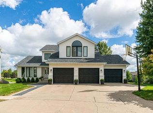 88 Heron Cir, Iowa City, IA 52245