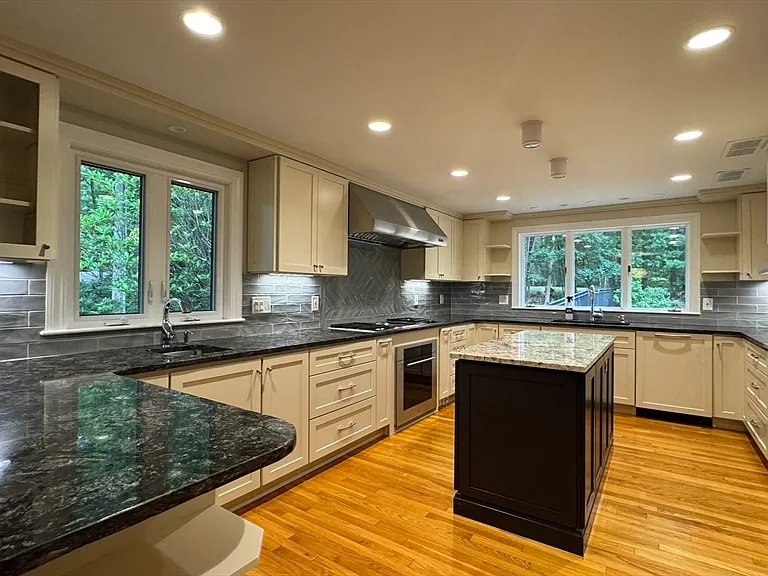 199 Country Dr — Photo 11