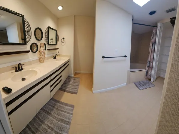 5859 SE Windsong Lane, Stuart, FL 34997