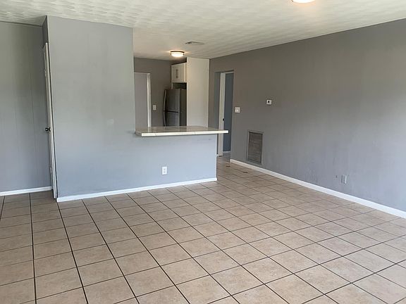 5th image of 1630 NE 32nd Pl