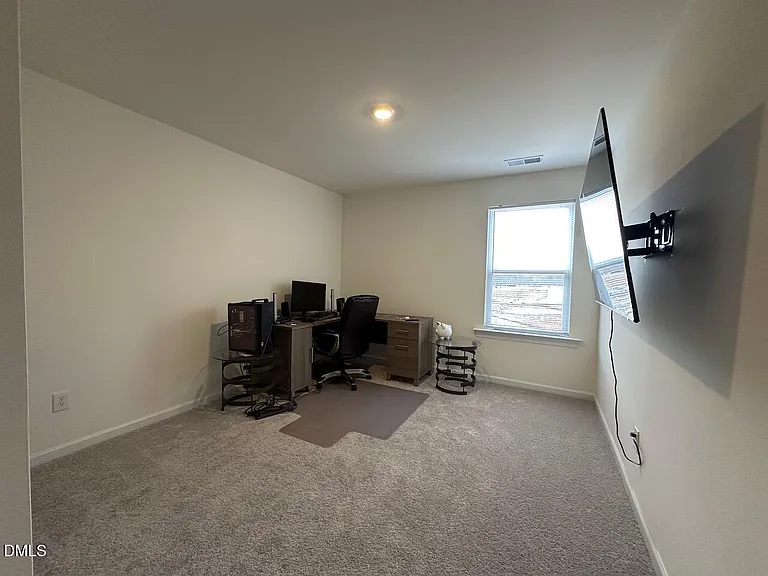 407 Auburndale Ct — Photo 18