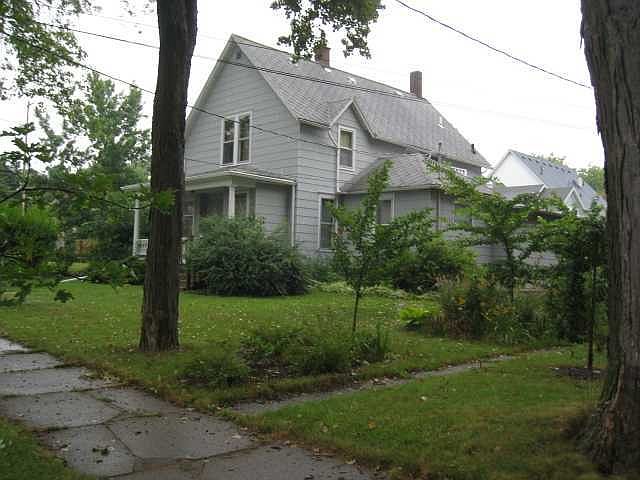 1st image of 707 N Seymour Ave