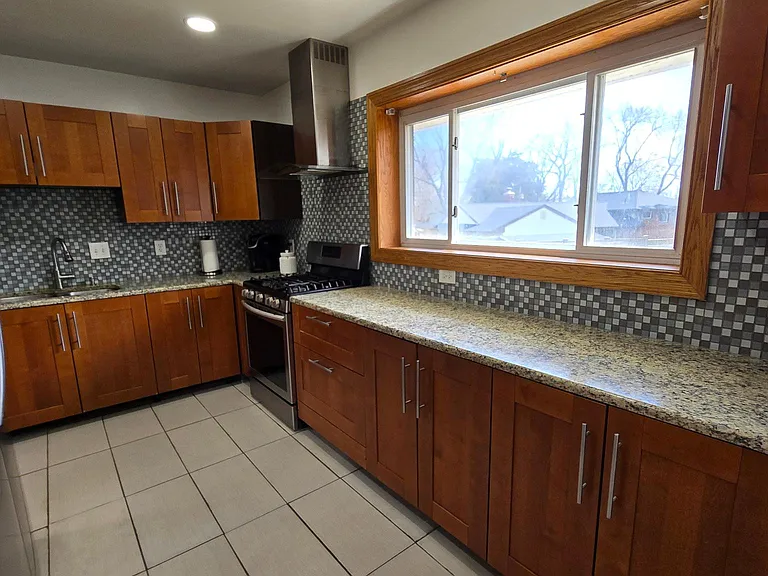 Towanda Rd — Photo 10