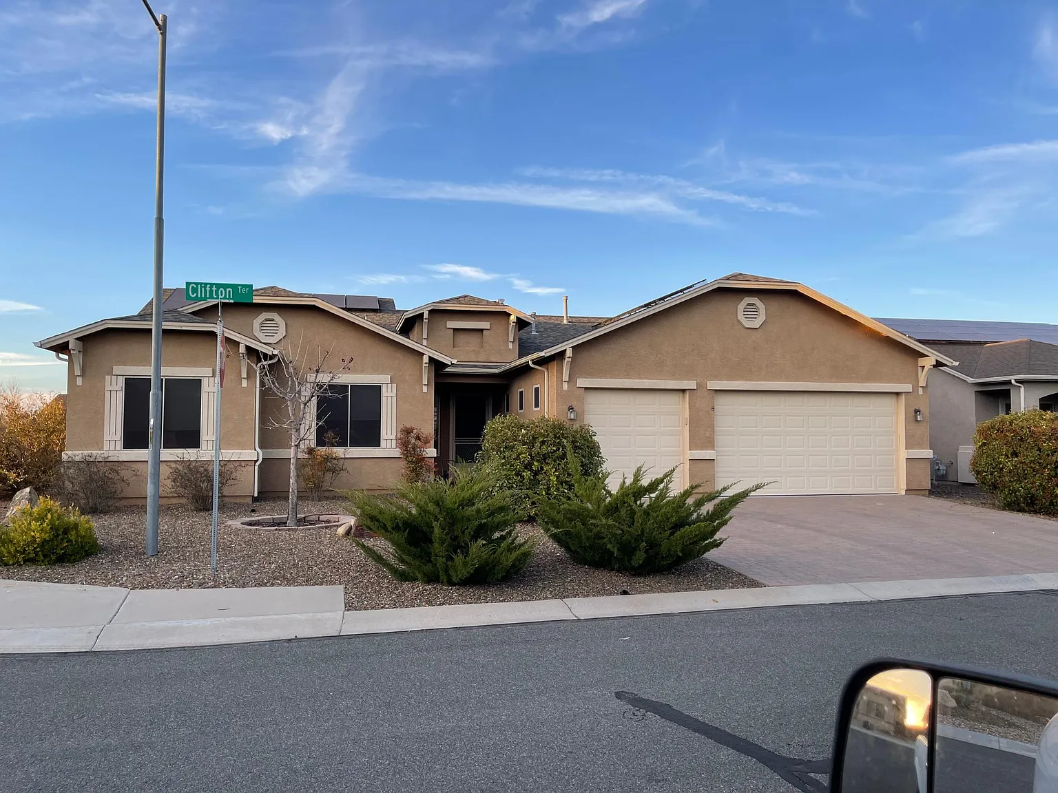 6372 E Clifton Ter — Photo 1