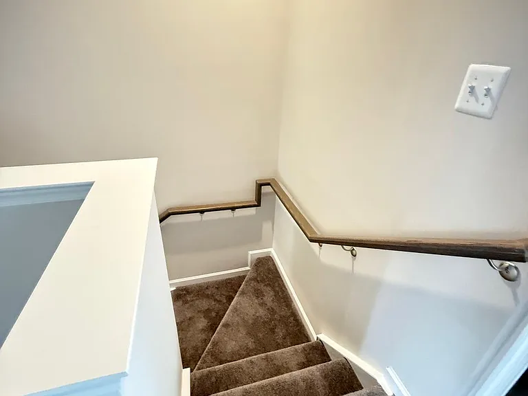1353 Cedar Valley Rd — Photo 32