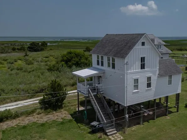 6526 Broadwater Cir, Cape Charles, VA 23310