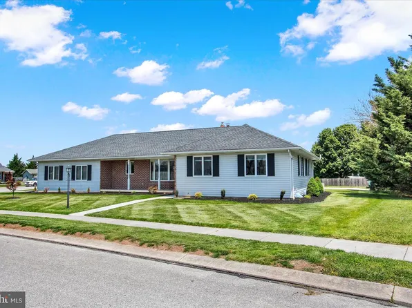 56 Franklin Dr, Mc Sherrystown, PA 17344