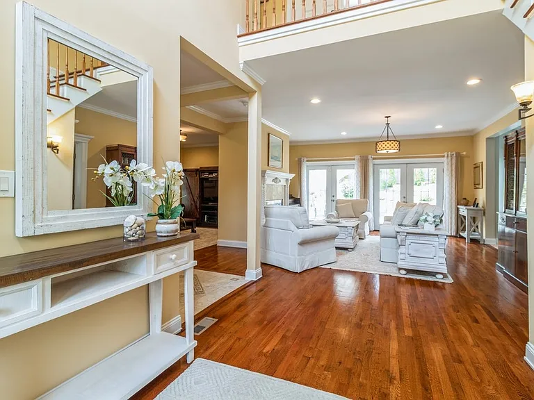 529 Montauk Hwy — Photo 6