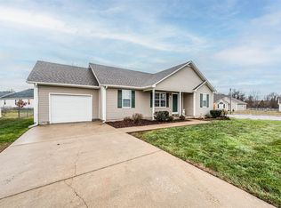931 Red Clover Ave, Bowling Green, KY 42101
