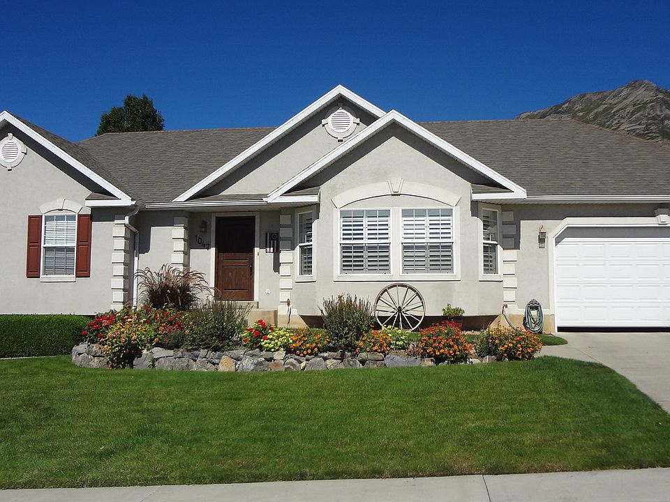 1st image of 1047 E Murdock Dr