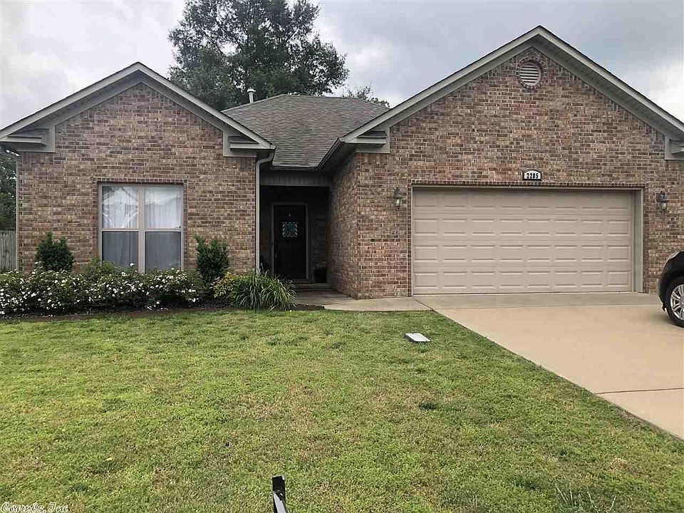 1st image of 2285 Wilmington Dr