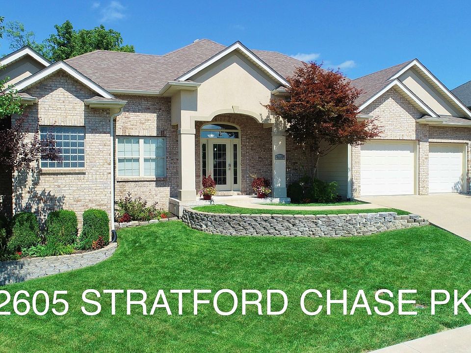 2nd image of 2605 Stratford Chase Pkwy