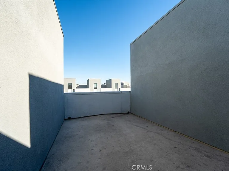 1415 W Cara Dr — Photo 40