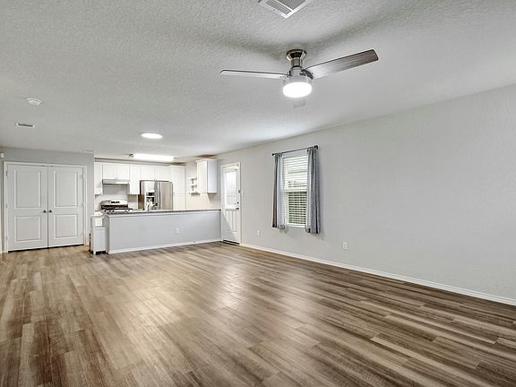 5th image of 4227 Mesa Cv