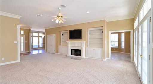 3rd image of 114 Downing Ct