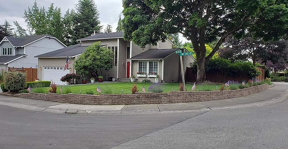 1st image of 10105 NE 143rd St