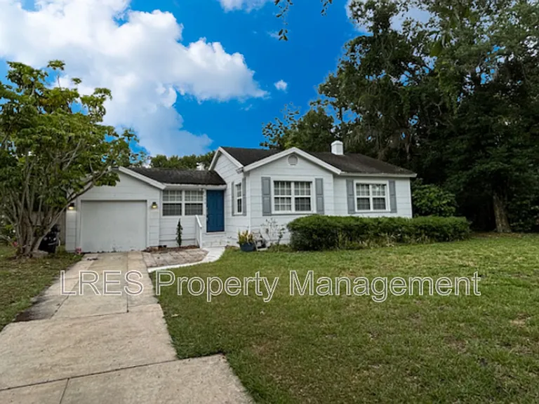 429 Wiltshire Rd — Photo 2