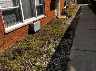 505 W Front St APT 7, Wheaton, IL 60187