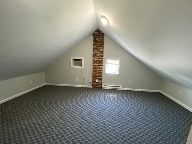 123 Porter Ave #2 — Photo 15
