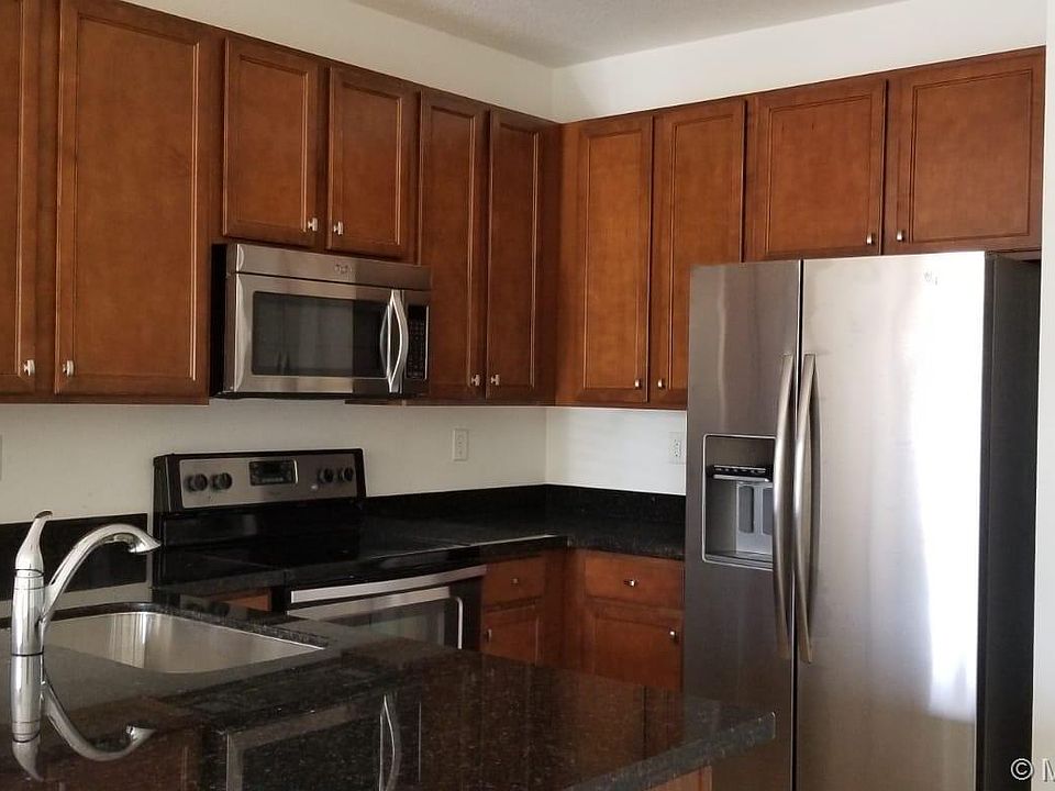 2nd image of 14766 SW 10th St