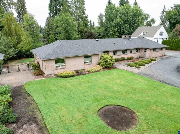 455 W High St, Stayton, OR 97383