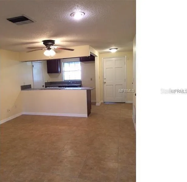 2 bed, 729 sqft, $1,695 — Photo 2
