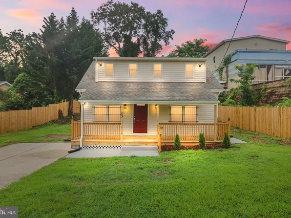 1103 Chapelwood Ln, Capitol Heights, MD 20743