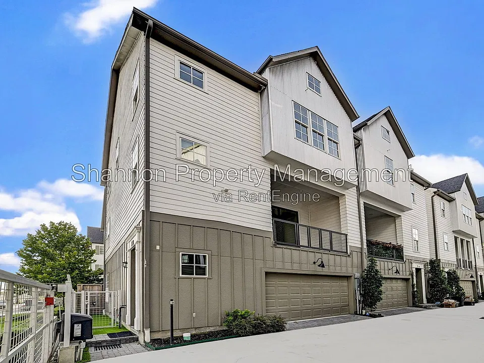 2218 Lou Ellen Ln #D