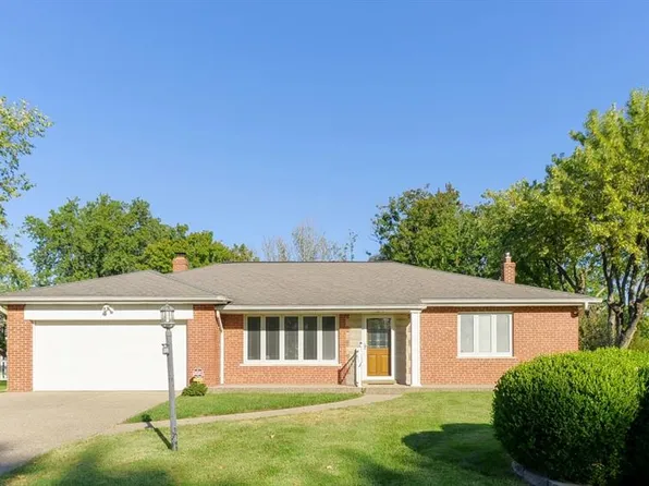 10649 W Knollshire Dr, Saint Louis, MO 63123