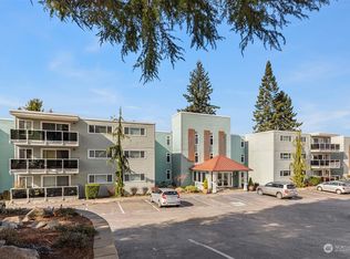 960 5th Ave S UNIT 306, Edmonds, WA 98020