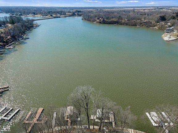 5th image of 440 Iron Bridge Rd