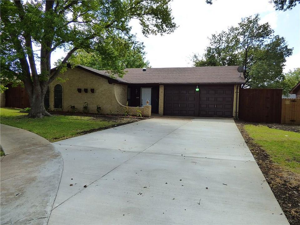 1st image of 420 Cumberland Ct