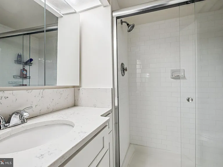 1326 Spruce St #42-905 — Photo 10