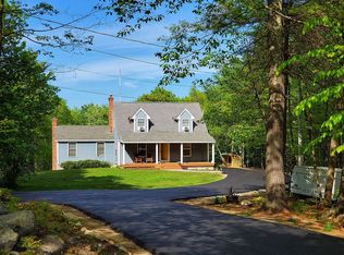 49 Tenny Hill Rd, Raymond, ME 04071