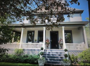 1203 N Superior St, Appleton, WI 54911