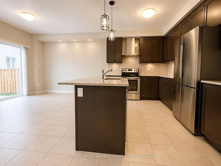 1320 Blackmore St — Photo 15