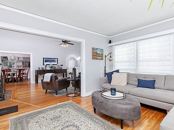 2nd image of 2875 Kalmia Pl