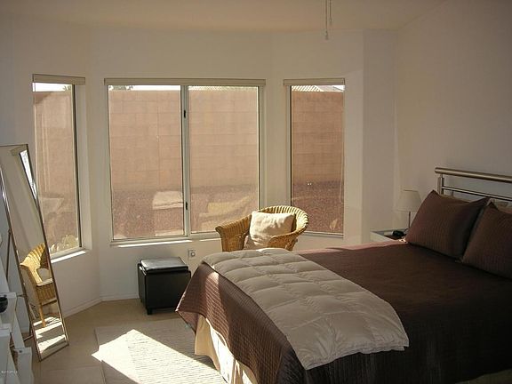 5th image of 15333 W Via Montoya