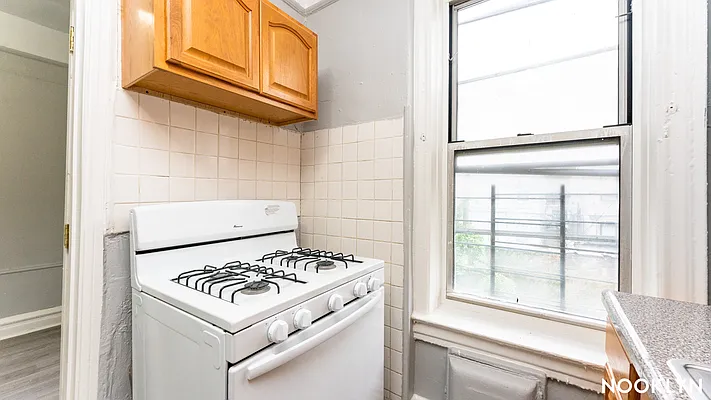 Rented by Nooklyn NYC LLC | media 17