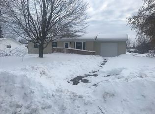 202 Maplewood Dr, Ladysmith, WI 54848