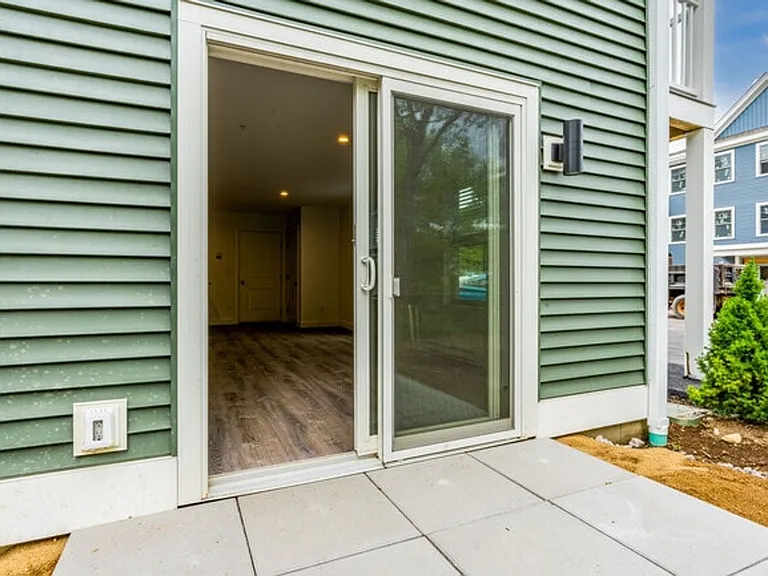 Winchester Woods Apartments — Photo 12