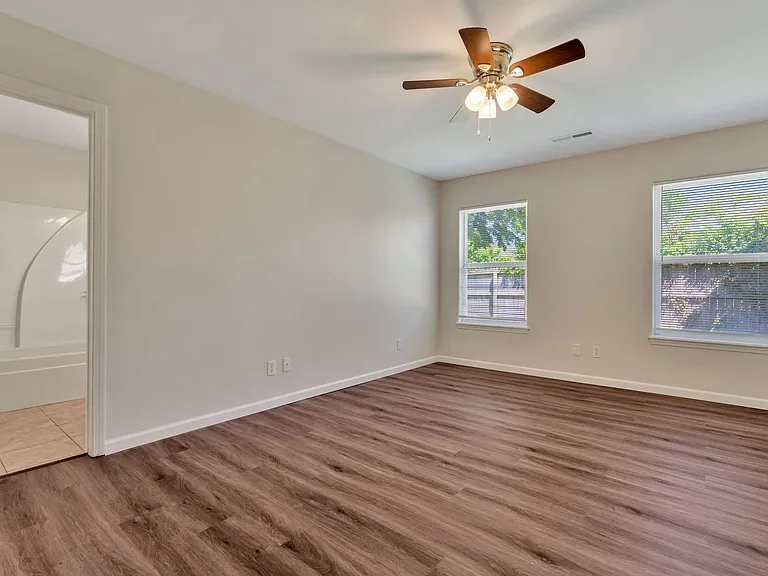 6708 Shady Rd — Photo 12