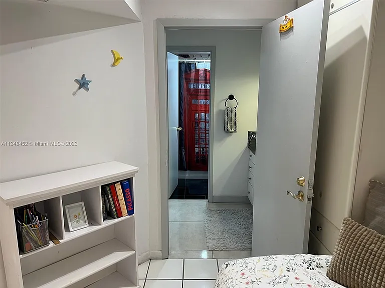 100 Lincoln Rd #1007 — Photo 32